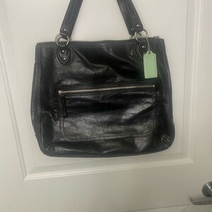 👛👛CLEARANCE SALE 👛👛 Coach Poppy 19002 Glam Glazed Black Leather Tote Bag